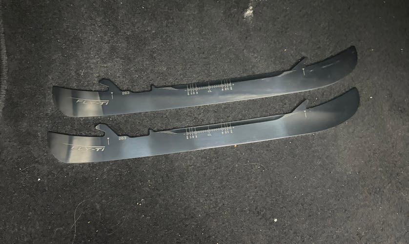 NEW Bauer Fly-Ti 263 mm