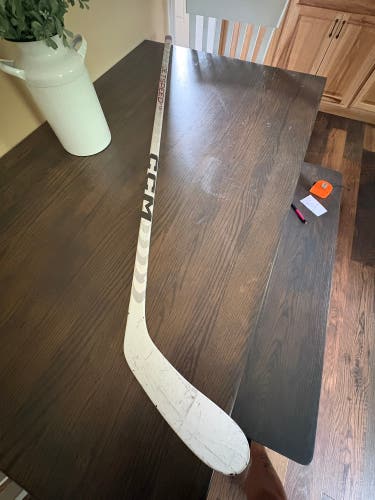 Junior CCM JetSpeed FT5 Pro Left Hand Hockey Stick P28 65 Flex (Used)