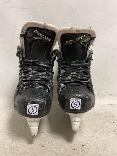 Used Bauer SUPREME M40 Intermediate Hockey Skate Black And Gold Intermediate 5.0 11855-S000209595