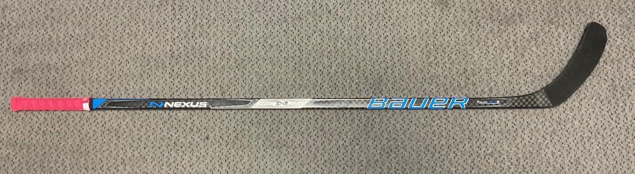 Used Bauer NEXUS Senior One Pce Right Grip Black And Carolina Blue 87 Flex 11855-S000209431