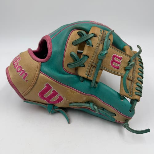 Wilson A2000 1786 11.5 Infield Baseball Glove