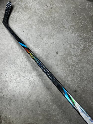 87 Flex P92 Senior Bauer Tracer Right Hand Hockey Stick (Used)