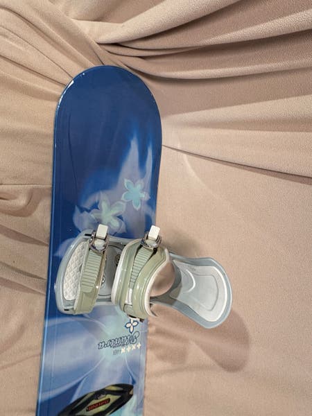 【美品】Morrow Mantra 144 Women's Morrow Mantra Snowboard With Bindings 148 cm (Used