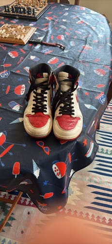Men's Size M 10.0 (W 11.0) Air Jordan 3 Shoes (Used)