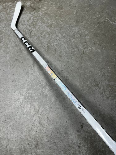 85 Flex P29 Senior CCM RibCor Trigger 9 Pro Right Hand Hockey Stick Pro Stock (Used)