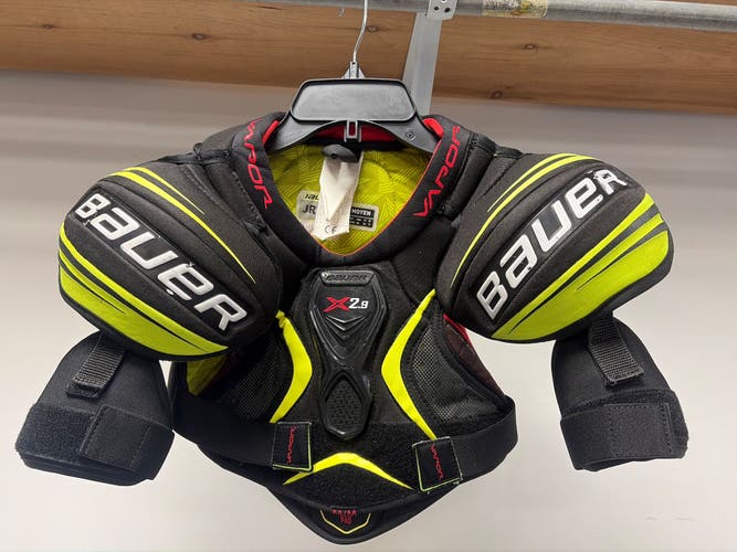 Medium Junior Bauer Vapor X2.9 Shoulder Pads (Used)