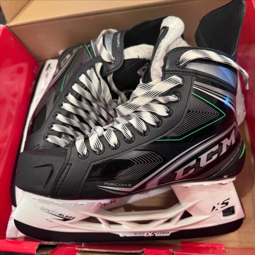 CCM Ribcor 86K Hockey Skates Regular Width 10 (Used)