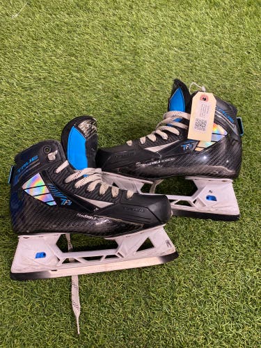 Intermediate True TF9 Hockey Goalie Skates Size 5 (Used)