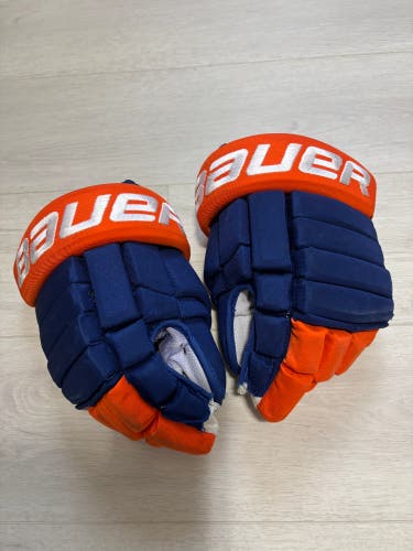 Komarov Bauer 4-Roll Pro Gloves Islanders 13”