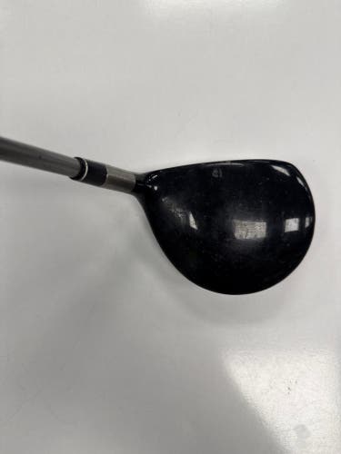 Men's 2004 TaylorMade R5 Dual Right Handed Fairway Wood Regular Flex 3 Wood (Used)