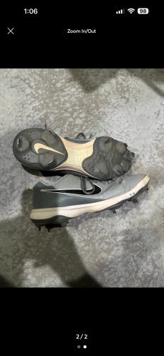 Gray Men's Size M 12.0 (W 13.0) Adult Nike Huarache Low Top Metal (Used)