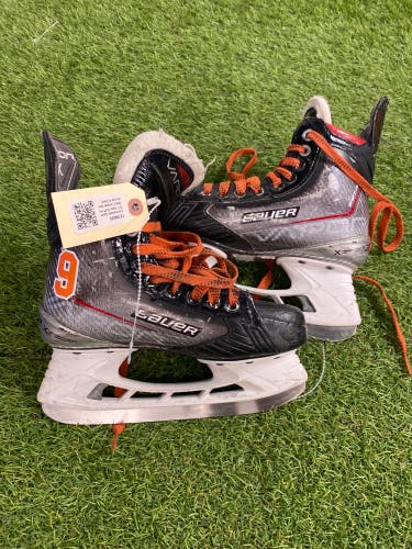 Intermediate Bauer S21 Vapor Shift Pro (SMU) Hockey Skates Size 4 (Used)