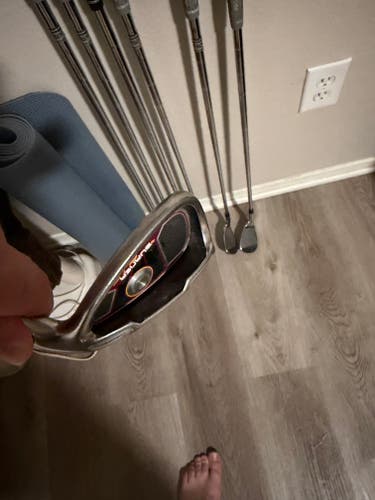TaylorMade Burner Irons 4–9 + Tour Edge 56° Wedge