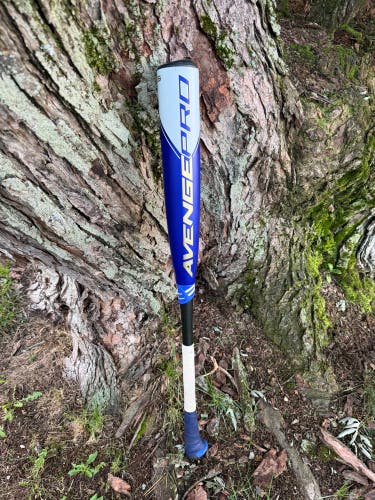 2023 AXE Avenge Pro Composite USSSA Certified Bat (-5) 26 oz 31" (Used)