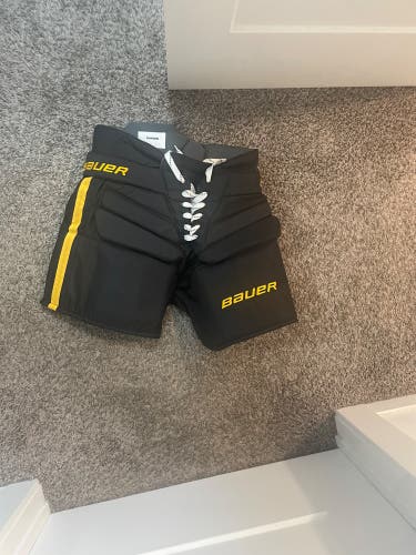 Senior Small Bauer Elite Hockey Goalie Pants (New)