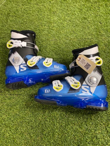 Mondo 22 & 22.5 Kid's Salomon T3 Ski Boots (Used)