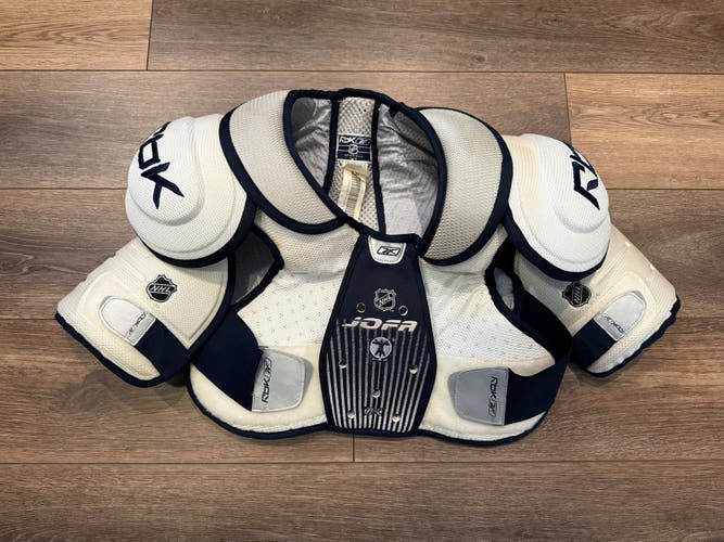 Reebok 7K Shoulder Pads Pro Stock M/L