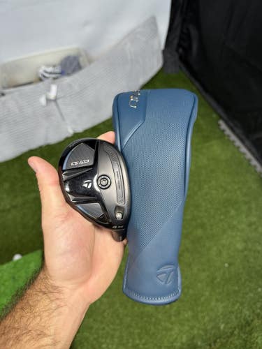 TaylorMade Qi4D Rescue 4 Hybrid 22* Head Only RH W HC