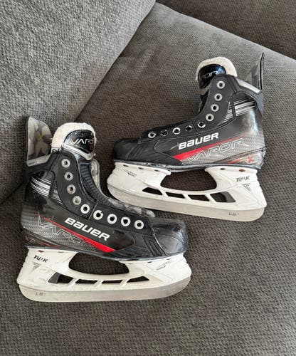 2021 Bauer Vapor 3X Hockey Skates Regular Width Size 4.5 (Used)