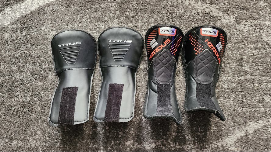 2 pairs of True Skate Tongues
