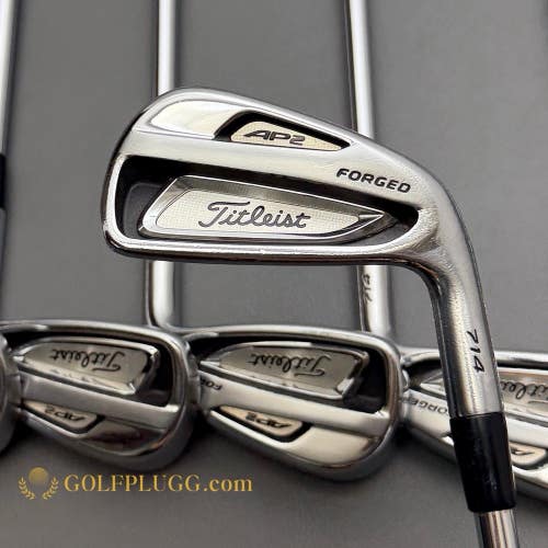 Titleist 714 AP2 Iron Set 4-PW / Dynamic Gold Steel, Stiff (215)