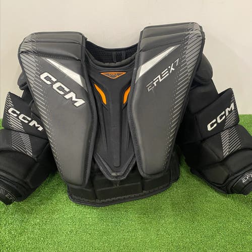 Senior Small CCM Extreme Flex Shield 7 Goalie Chest Protector
