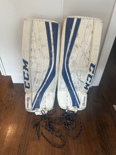 30" CCM Premier R1.9 Goalie Leg Pads (Used)