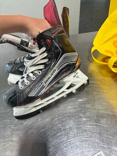 Bauer Vapor X800 Hockey Skates Size 5.5