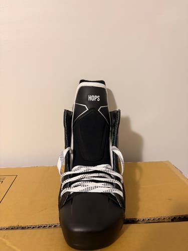 Black/Gray CCM Tacks XF Pro Hockey Skates Regular Width 9.5 (New)