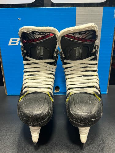 Bauer Vapor ltx Pro+ Hockey Skates Regular Width 7.5 (Used)