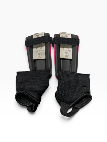 Used Adidas Soccer Shin Guards Youth Pink SM 11847-S000038699
