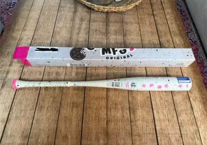 2026 Combat MFG Spec A1 Alloy BBCOR Certified Bat (-3) 29.5 oz 32" (Used)