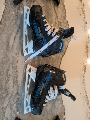 Bauer GSX Hockey Goalie Skates Regular Width 12.5 (Used)