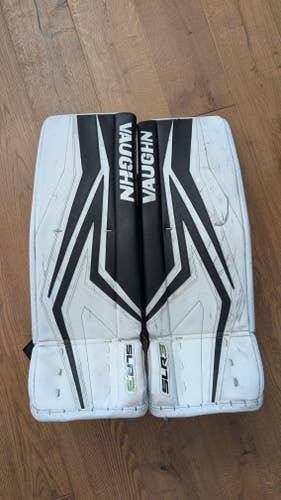 28+2" Vaughn Ventus SLR3 Jr Goalie Leg Pads (Used)