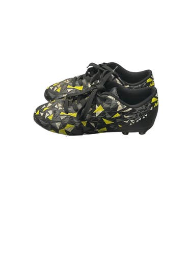 Used Dream Pairs Soccer Cleats Black Junior 03.5 11847-S000038425