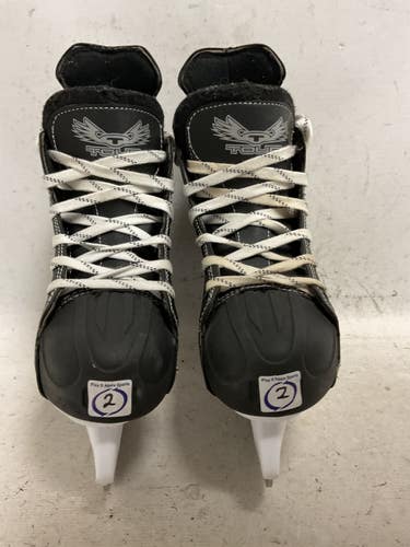 Used Tour TR700 Junior Hockey Skate Black Junior 02 11855-S000209273