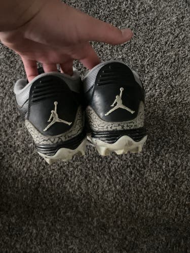 Men's Size M 12.0 (W 13.0) Air Jordan Mid Top Turf Cleats (Used)