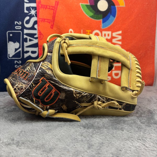 Wilson A2000 GH2 RHT Baseball Glove 11.75" (Used)