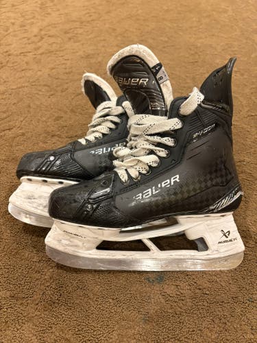 Bauer Supreme Shadow Hockey Skates Size 8 Fit 1 (Used)