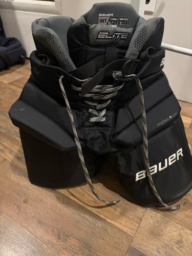 XS Bauer Goalie Leg Pads (New)