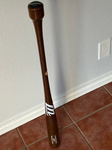2023 Marucci AP5 Maple Bat 29 oz 32" (New)