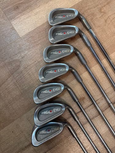 1982 Ping Eye 2 + Right Handed Iron Set Regular Flex (Used)