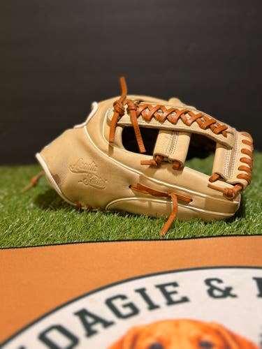 Marucci “Acadia” Honor the Game RH Infield Baseball Glove 12" (Used)