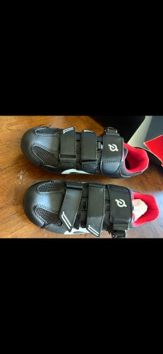(New) cycle shoes size 38