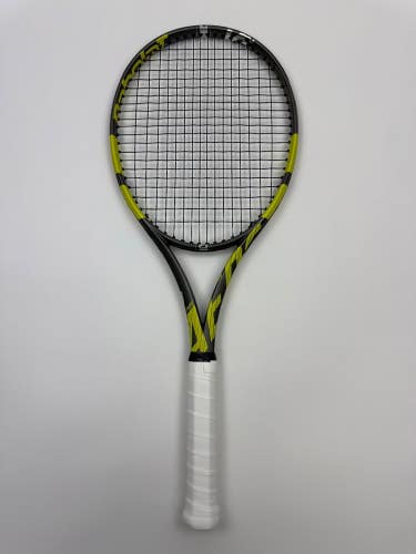 Babolat Pure Aero VS 2020, 4 3/8 Very Good Condition