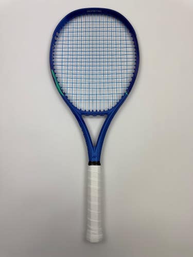 Yonex Ezone 100 2025, 4 3/8 Excellent 9.5/10