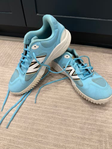 Blue Kid's 7Y (Big Kids / Youth) Youth New Balance Low Top Turf Cleats (Used)