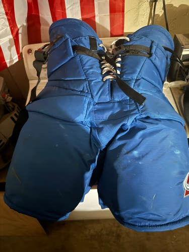 Senior Medium/Large CCM Hockey Goalie Pants Pro Stock (Used)