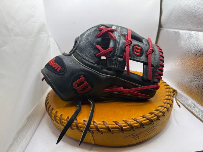 Infield RH Wilson A2K 1787 Baseball Glove 11.75" (Used)