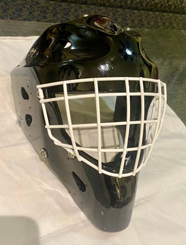 Senior Large Hackva 2608 Goalie Mask (Used)